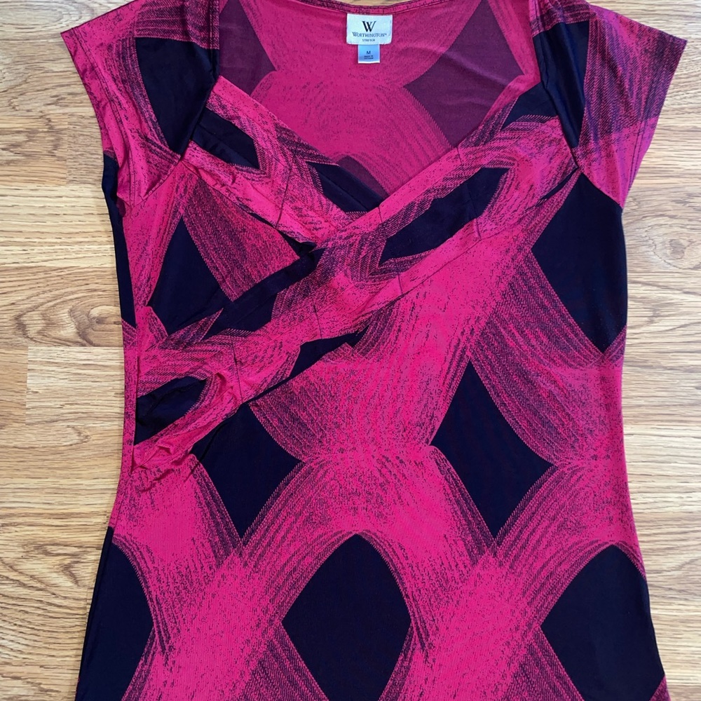 Worthington Brand Sleeveless Scarf Neck Style Top Women’s Size Medium Pink Black